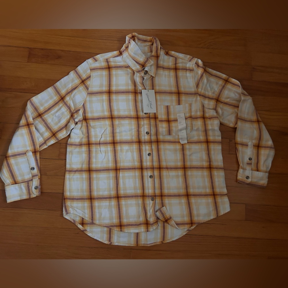 NWT red and gold plaid long sleeveve